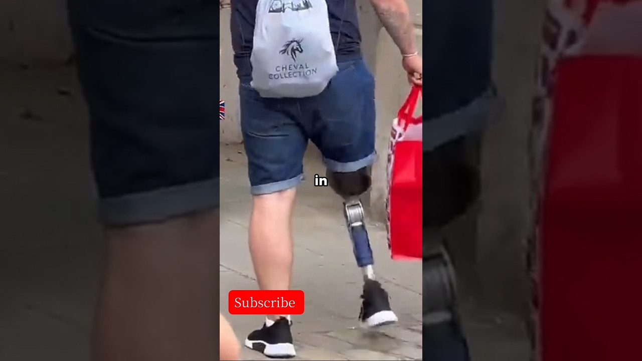 A Disabled War Veteran Was Given an Honour No Tourist Ever Receives 🇬🇧❤️