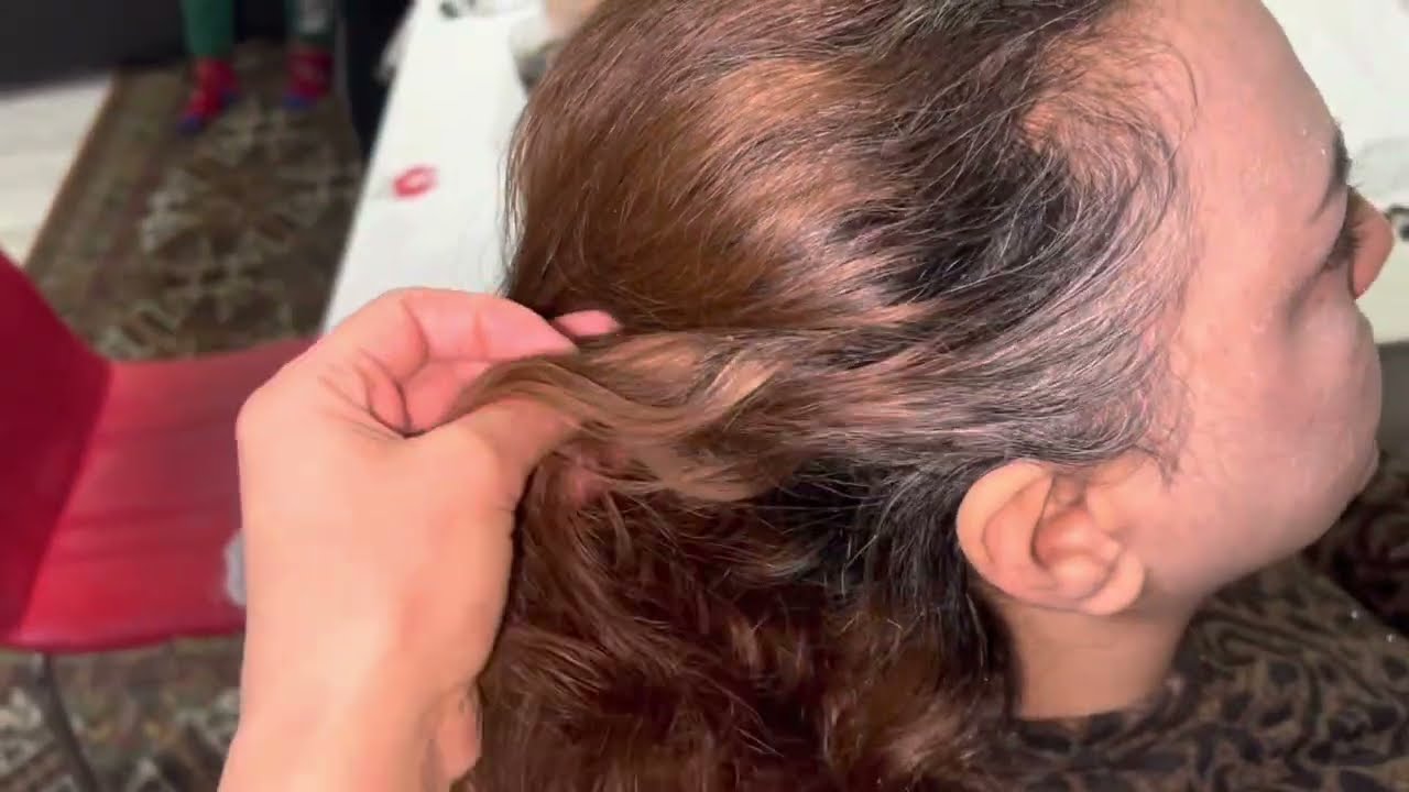 طريقة تغطية الشيب بعصاره واحده لسوء حظي صرت كوافيرا 😭