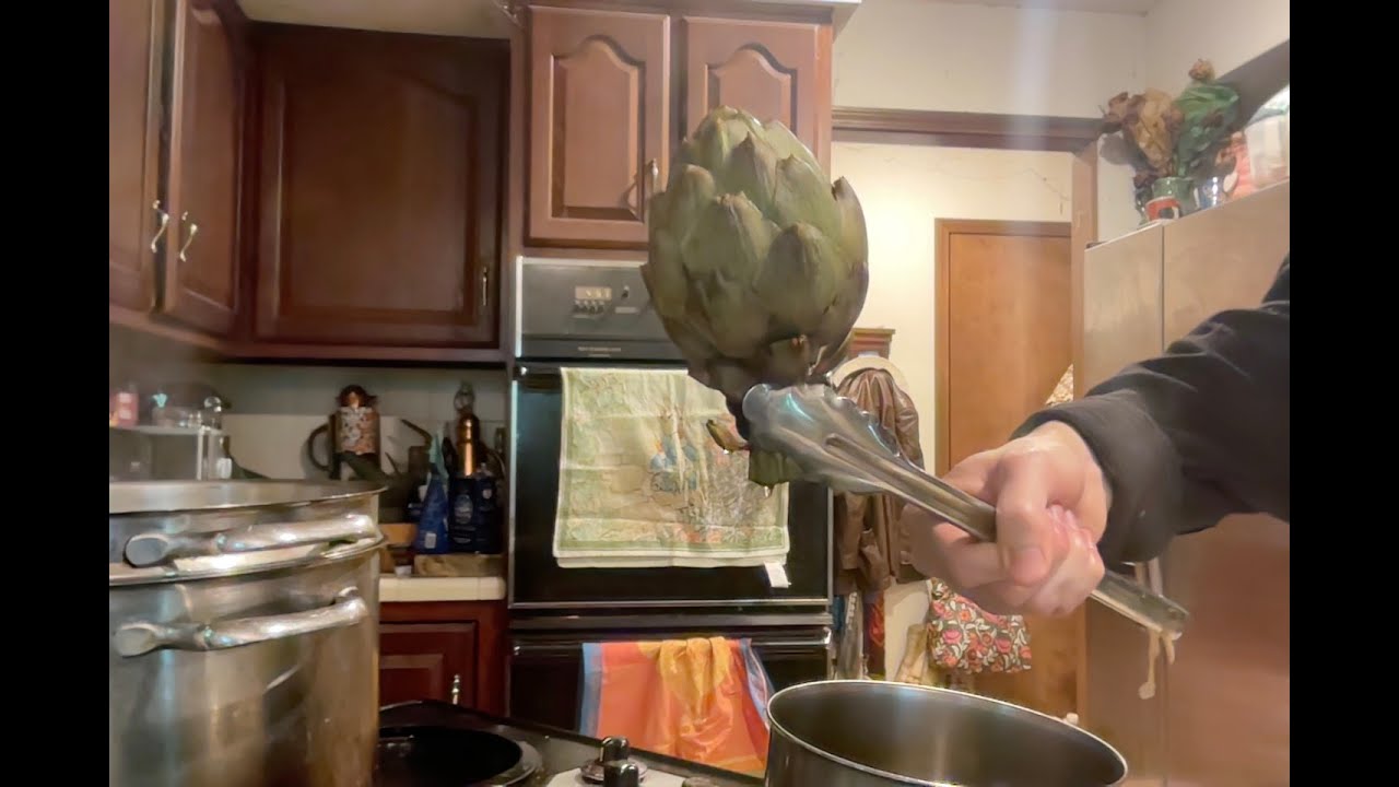 Live!  MANICOTTI WITH CREAMED CHICKEN AND ARTICHOKES