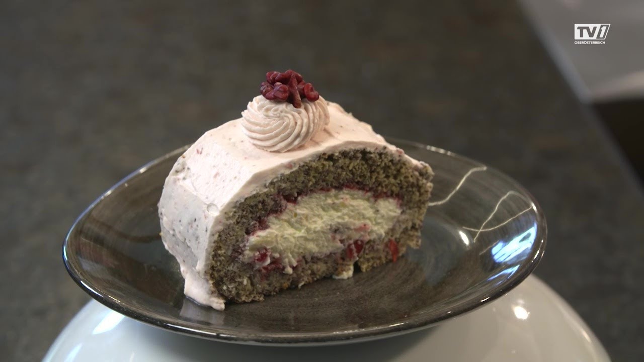 Preiselbeer-Mohnroulade