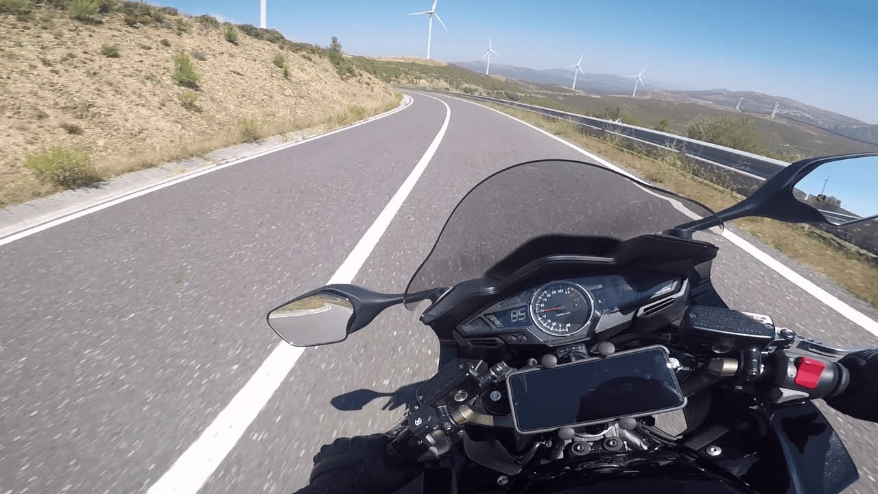 HONDA VFR800F - Perfect Mountain road