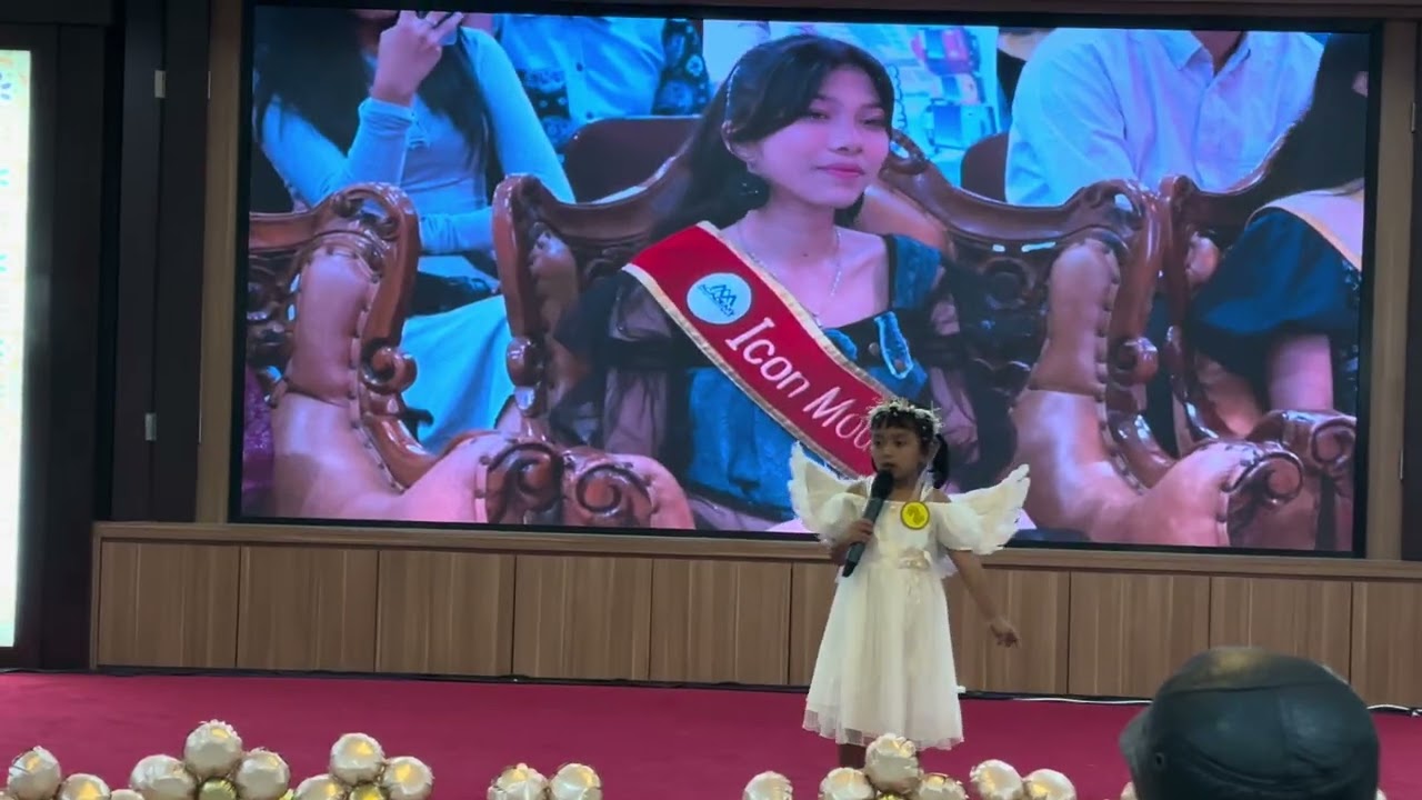 Lomba menyanyi anak TK sekota Palembang di SD Indo Global Mandiri dgn judul andaikan aku punya sayap