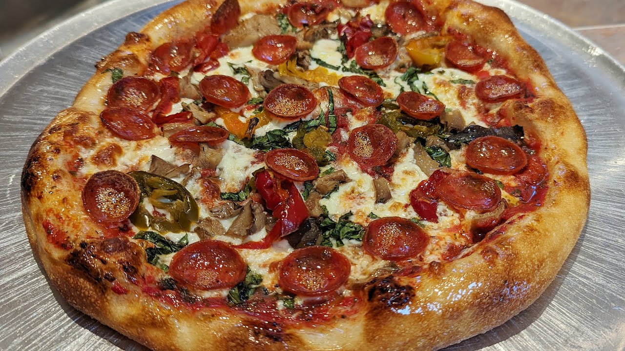 How to make a truly rustic pizza