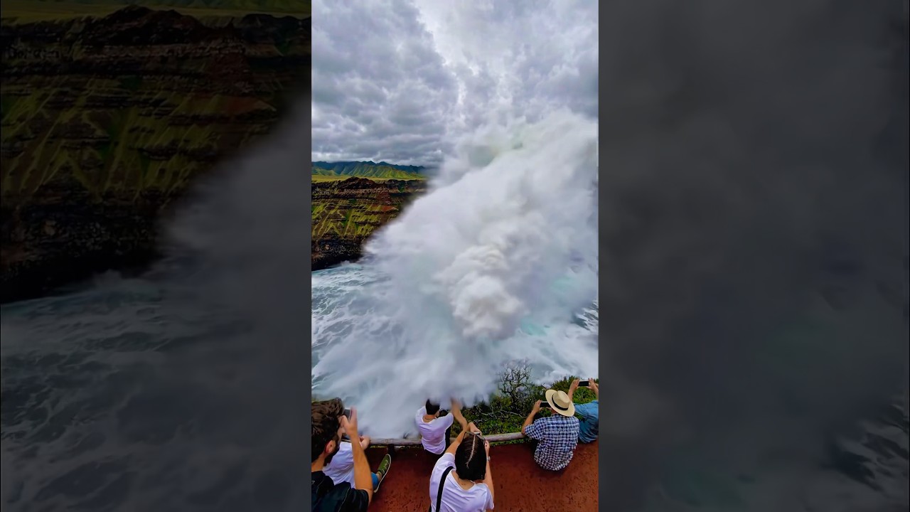 Waimea Canyon State Park in Hawaii 😲😲😲