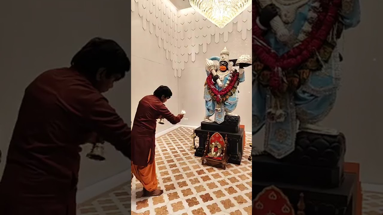 शनि दोष ,महादशा ,अकाल मृत्यु हरने वाले  ,काले हनुमान जी दक्षिण मुखी
