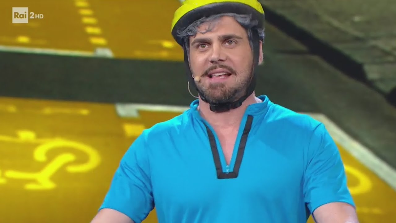 Il ciclista - Francesco Albanese - Made in Sud 04/04/2017