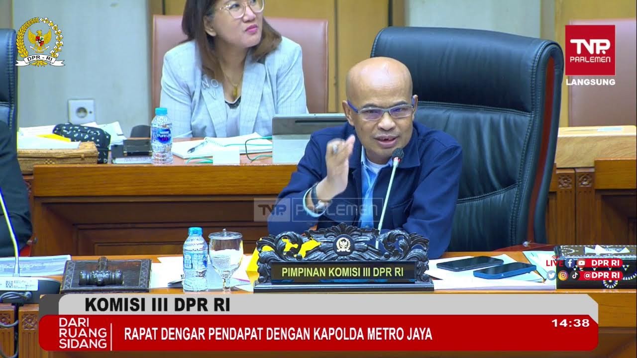 LIVE STREAMING - KOMISI III DPR RI RDP DENGAN KAPOLDA METRO JAYA