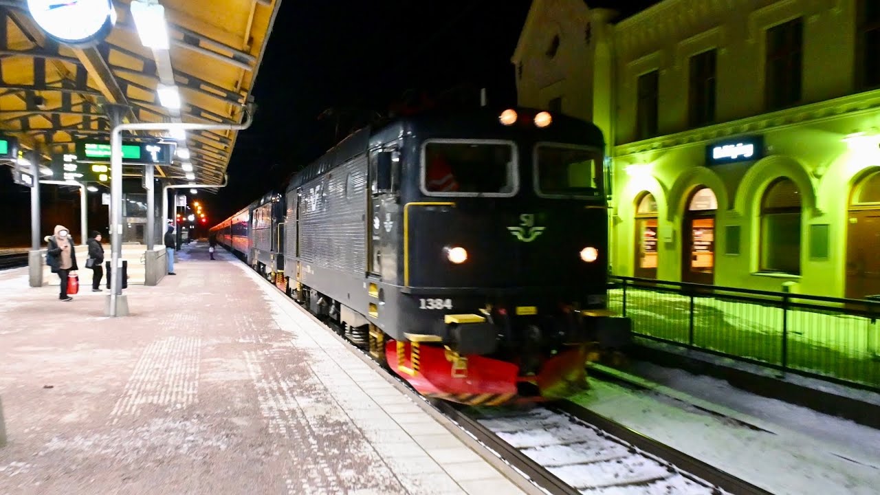 Tåg på Enköping station