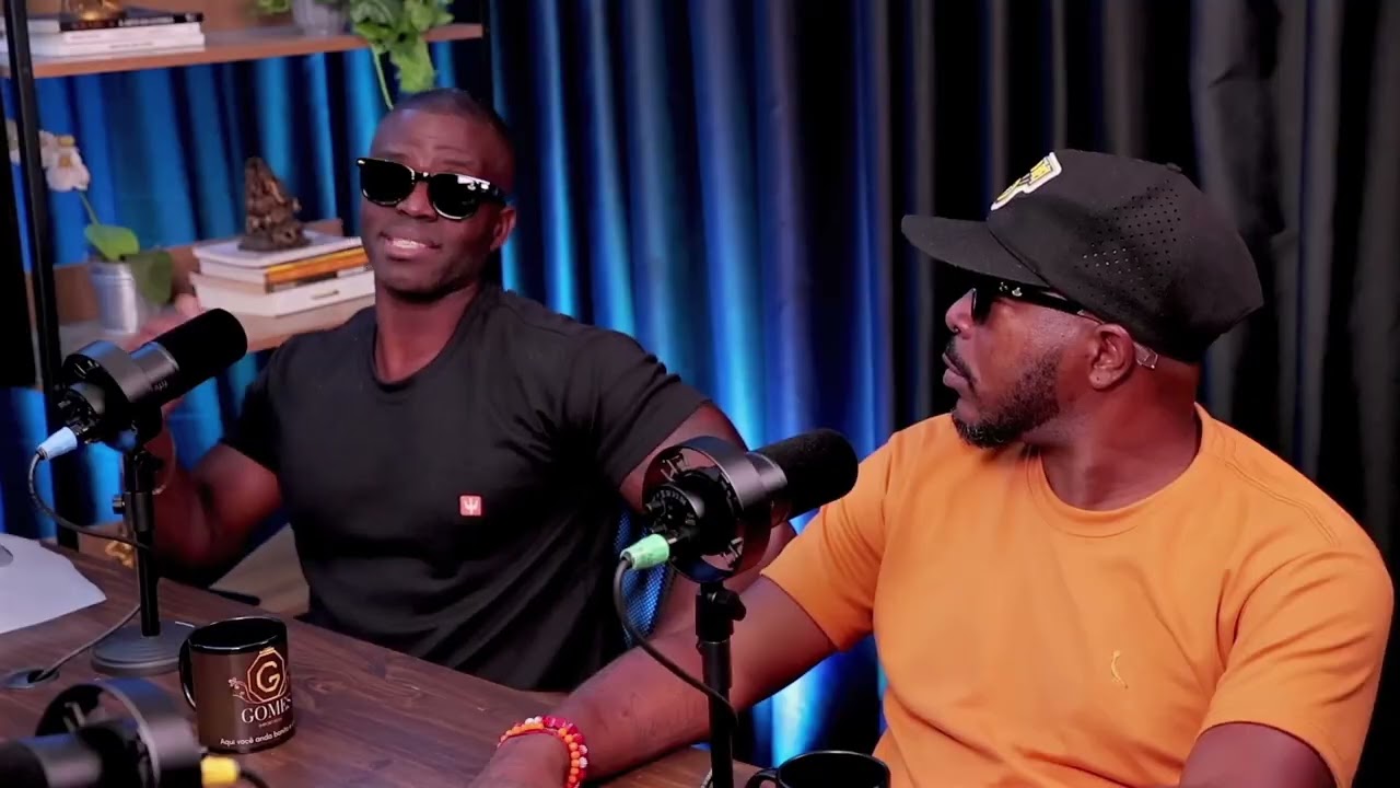Podcast da Gomes importado, com o grupo família novidade 😉✍🏿