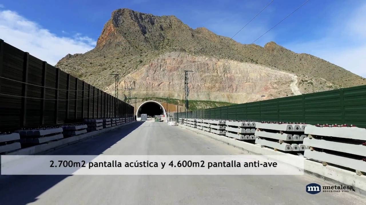 LAV tramo San Isidro – Orihuela | Pantalla acústica y pasamanos en túnel