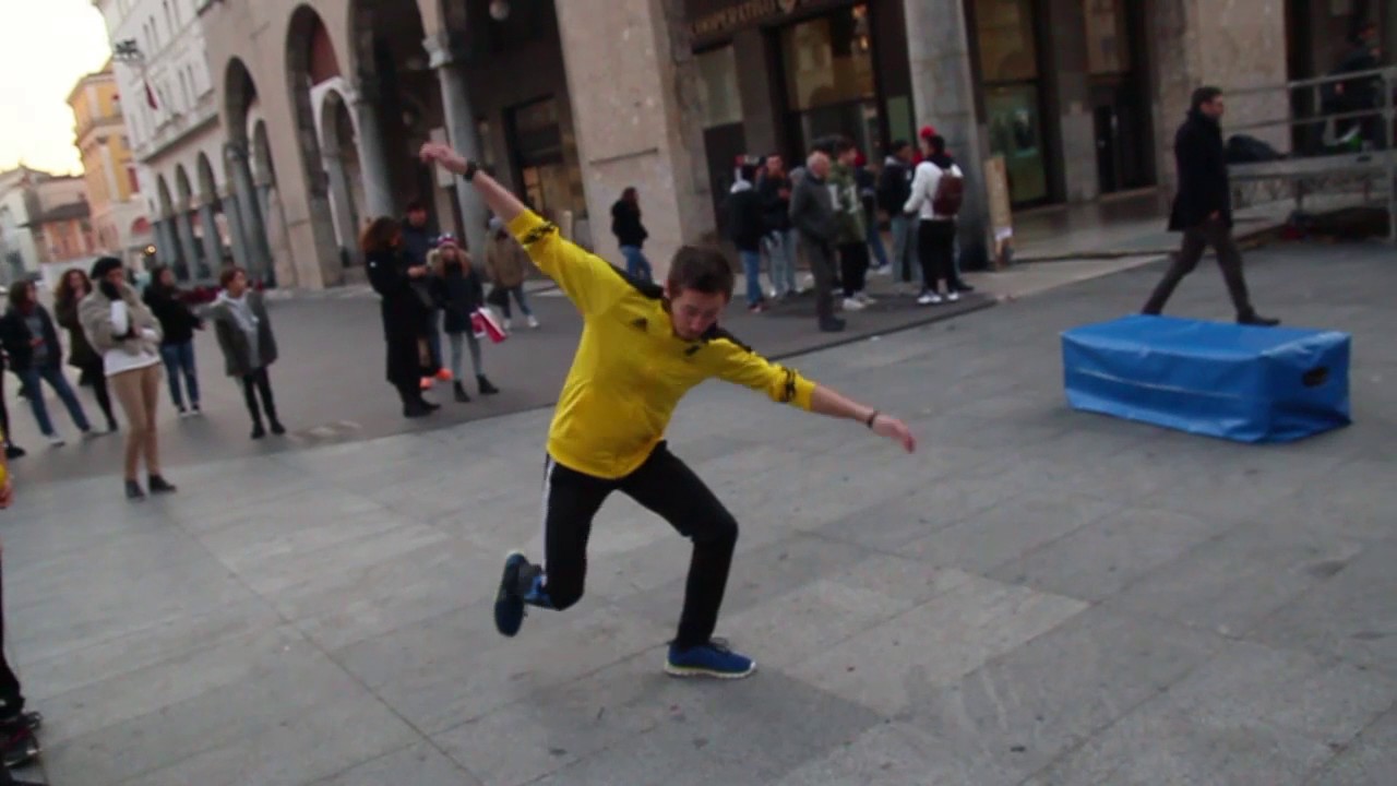 Le Aquile ad Underground Movements