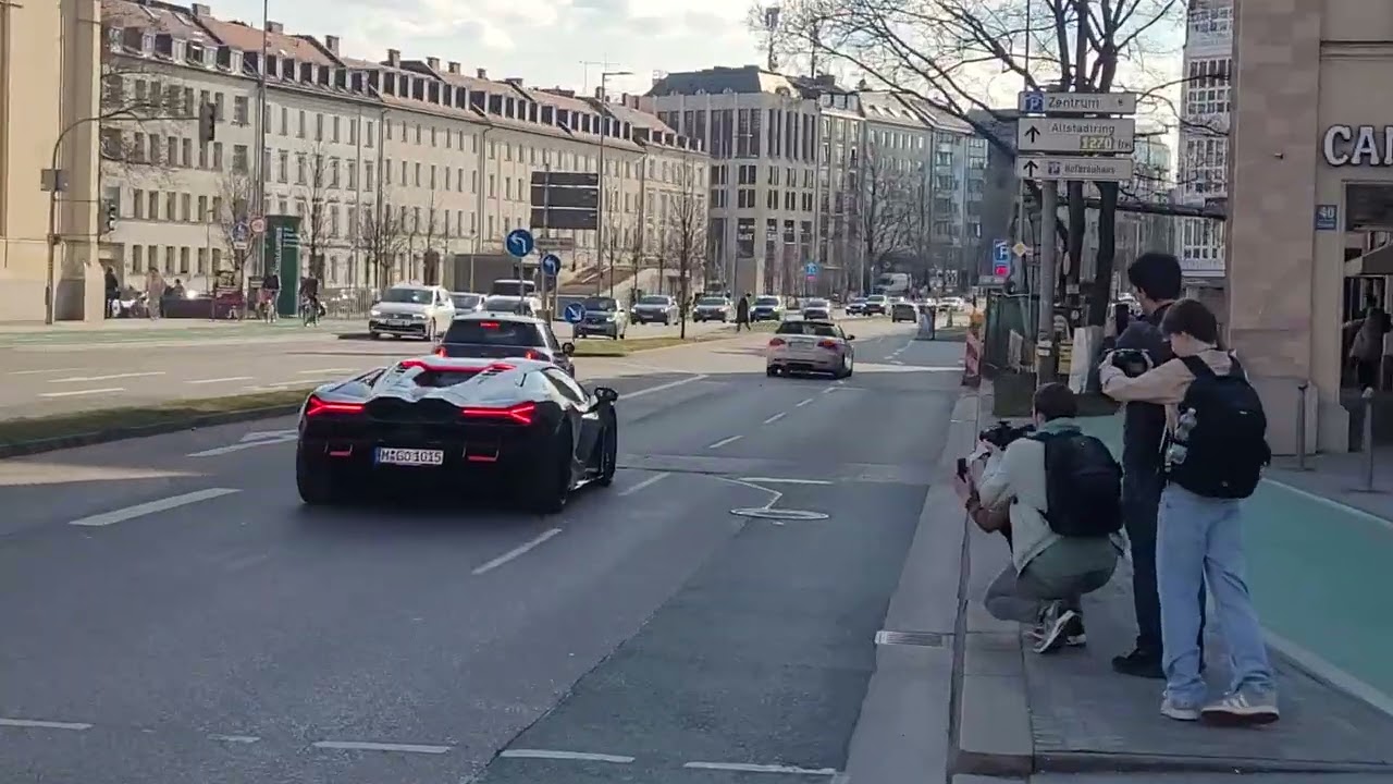 Servus Leute habe für euch den Lamborghini Revuelto gefilmt 