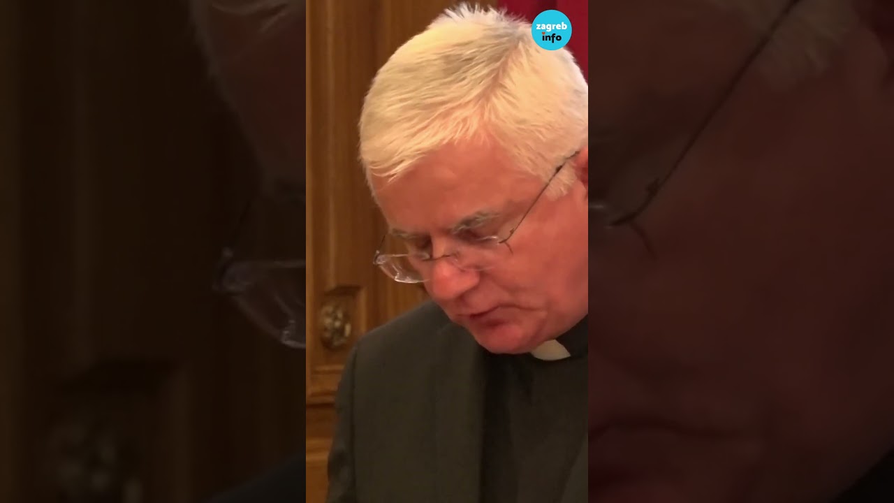 Riječki nadbiskup Uzinić nije mogao suspregnuti suze: 'Radi se o ukupno 13 dječaka' #shorts
