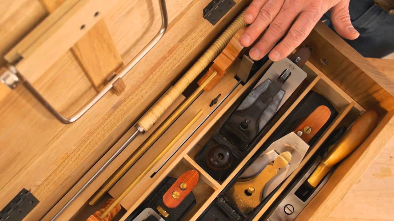 Экскурсия по ящику с необходимыми инструментами