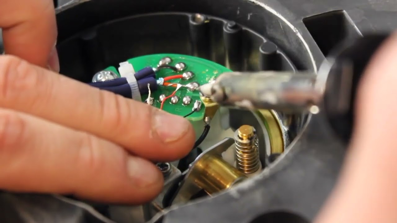 How to Replace the RCA Cables with Internally Grounded Cables in a Technics 1200 Turntable