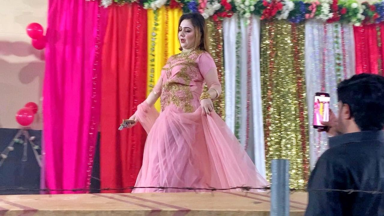 Fatima Gul Pink Gagra Most Garam New Stage Dance
