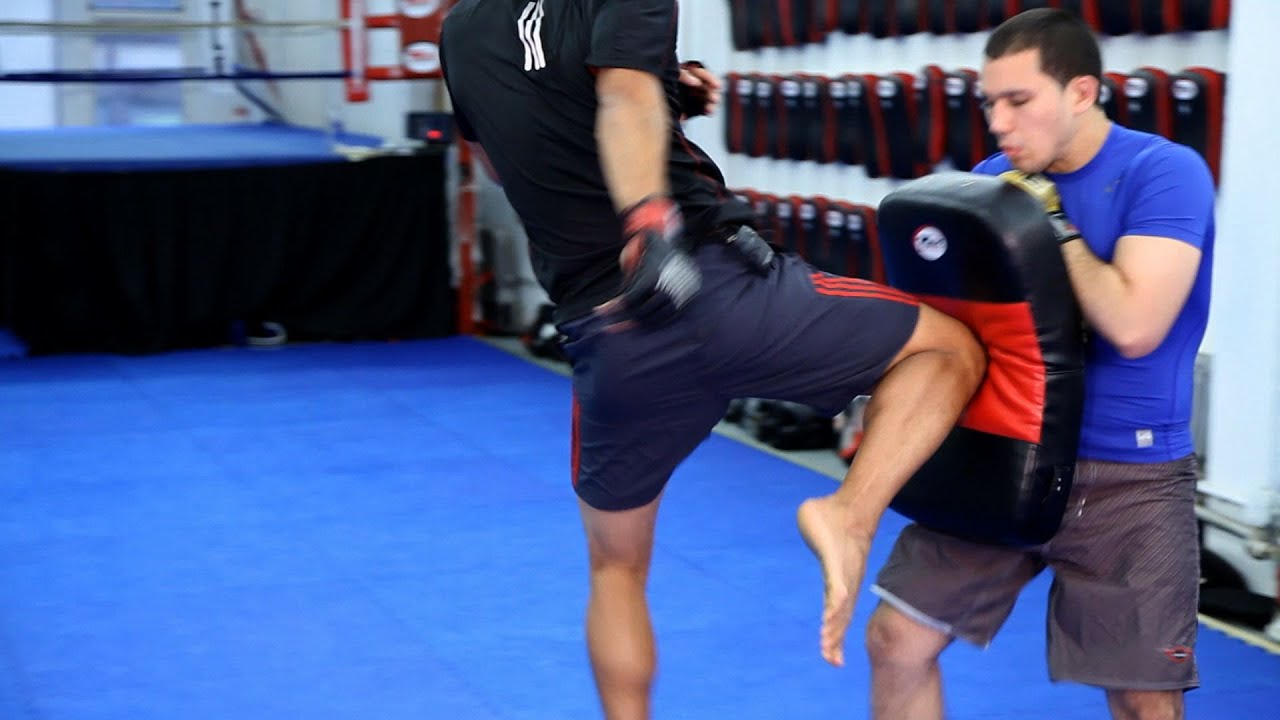 How to Set Up the Flying Knee Technique | MMA Fighting