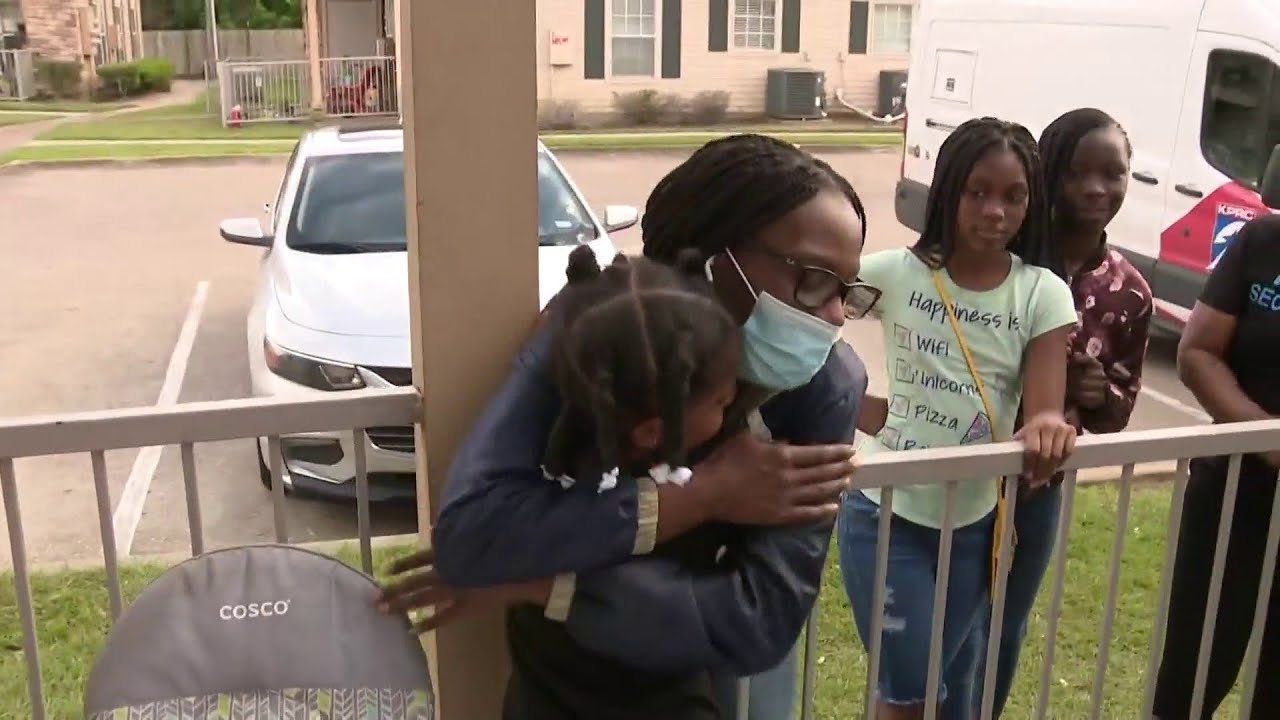 Little girl reunited with family after kidnapping attempt