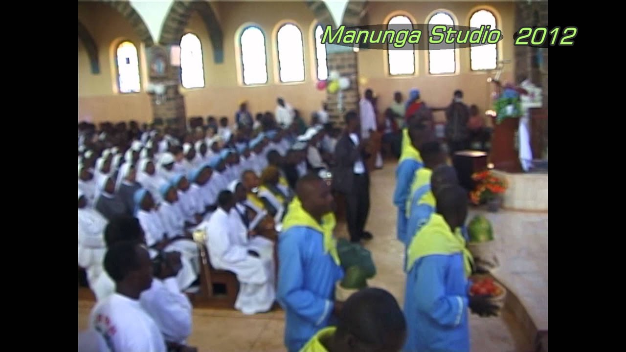 Offertory Procession 1 - Kumbo Cathedral Choir - Silver Jubilee Kumbo Diocese