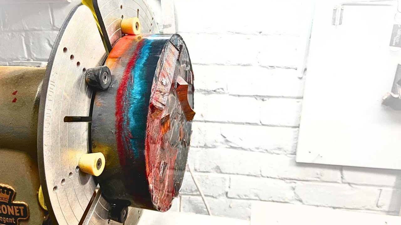 Woodturning - A Beginner Resin Blank