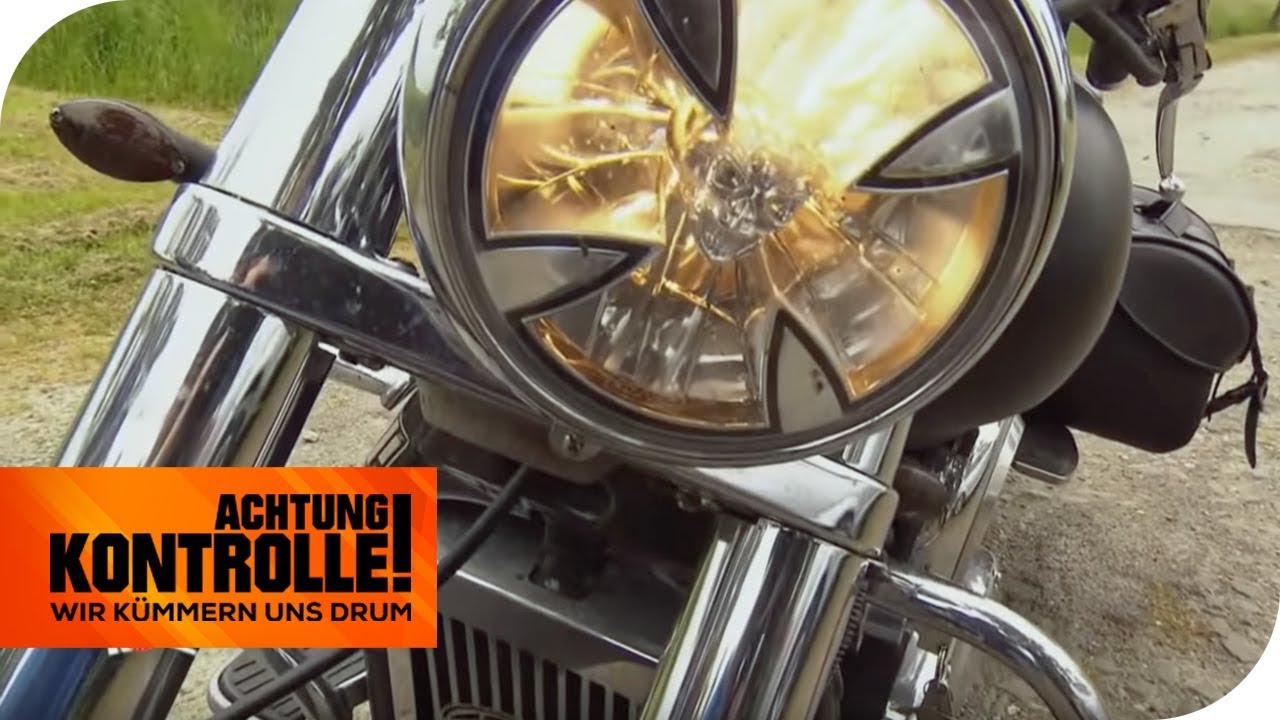 Totenkopf-Scheinwerfer an Harley Davidson: Sind diese erlaubt? | Achtung Kontrolle | kabel eins