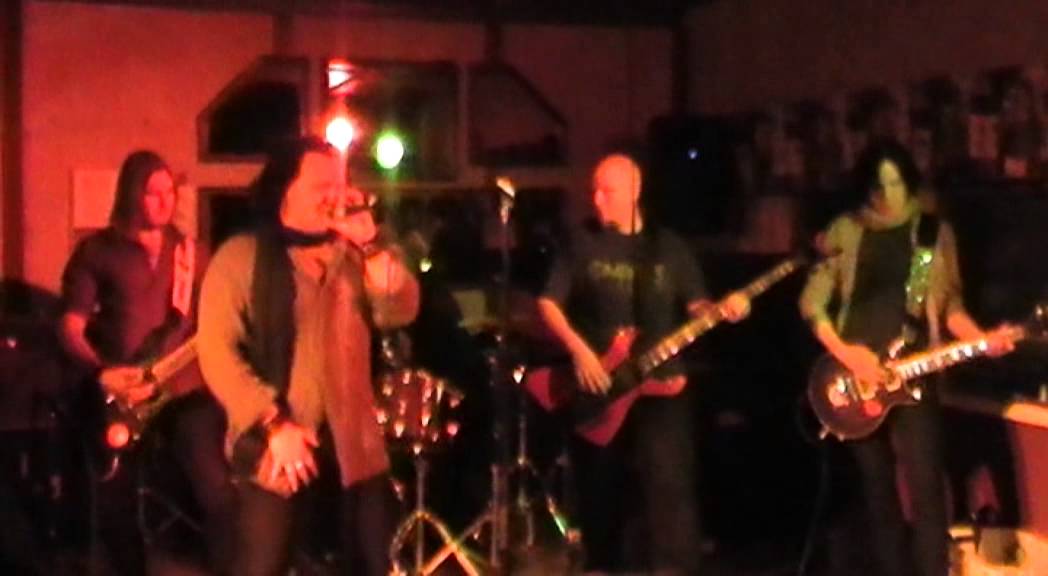 Flutter Way - Little Lady @ Pub Vaahtera, Mikkeli