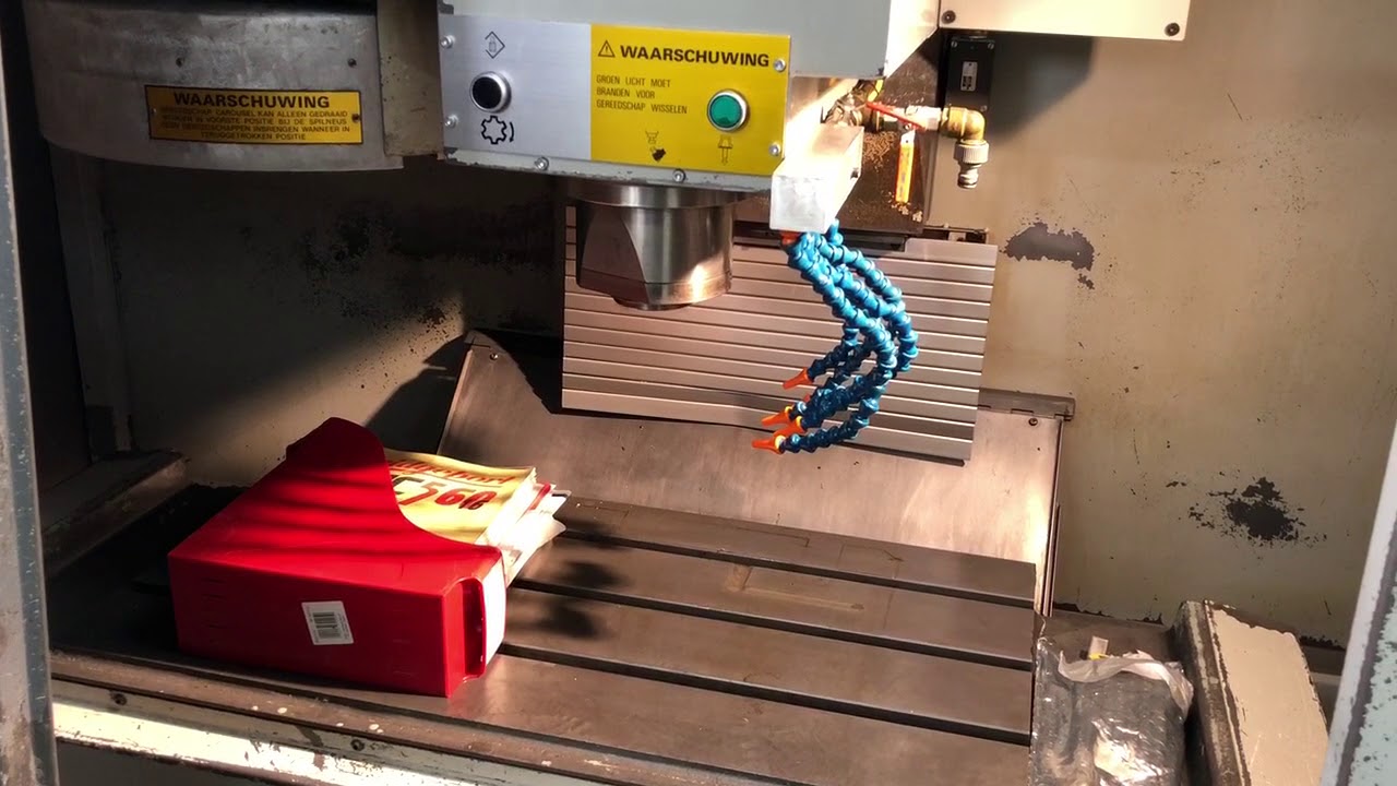Bridgeport vmc 560 16 CNC vmc Hop machines