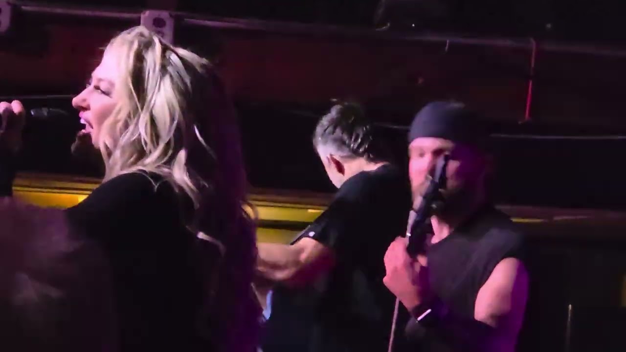 Butcher Babies - Monsters Ball ☆Artie's Bar & Grill☆ 2-28-26