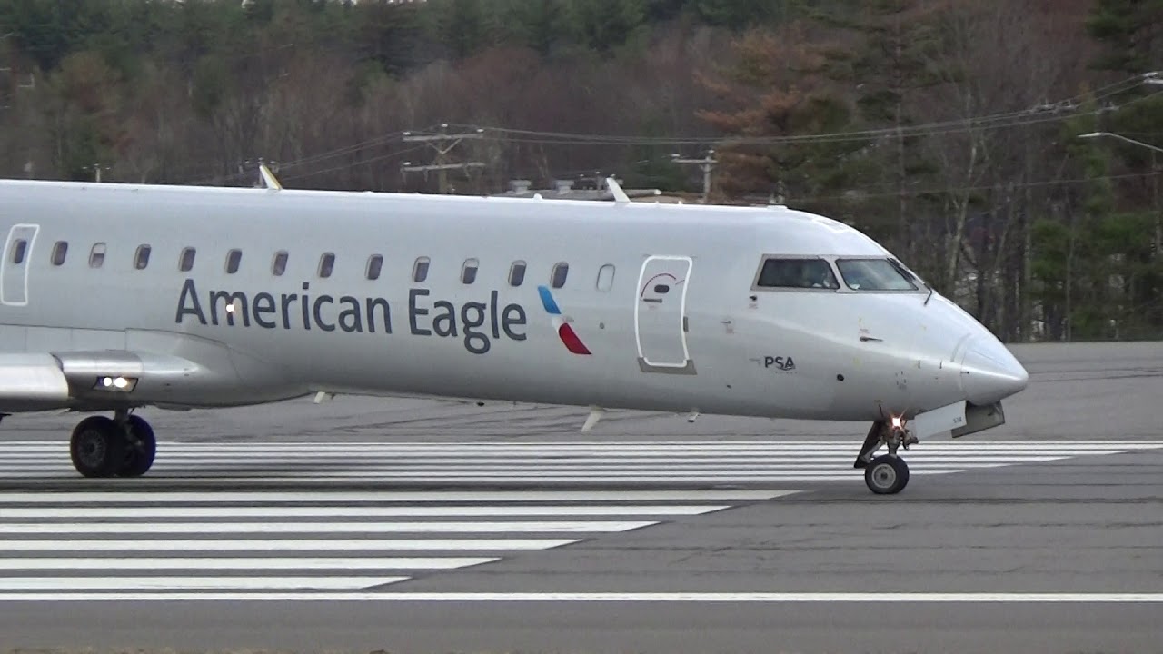 American Airlines, American Eagle, CRJ-700, Takeoff (MHT)