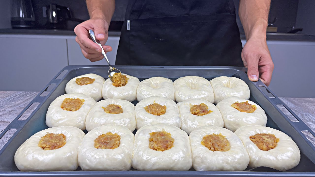 Ich mache diese Brötchen jeden Tag und es wird mir nie langweilig. Eine geheime Füllung hinzufügen!