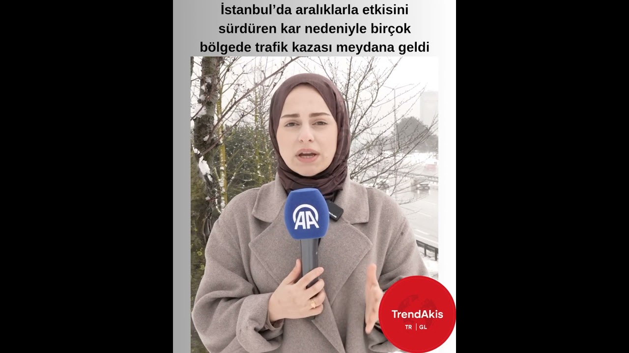 İstanbul’da aralıklarla etkisini sürdüren kar nedeniyle birçok bölgede trafik kazası meydana geldi