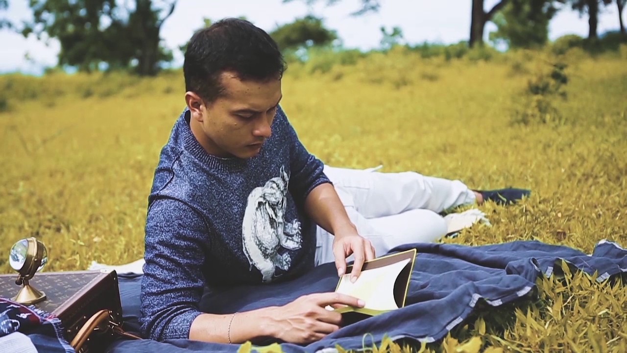 FOLIO - Eksplorasi Baluran Feat. Nicholas Saputra & Louis Vuitton ss17