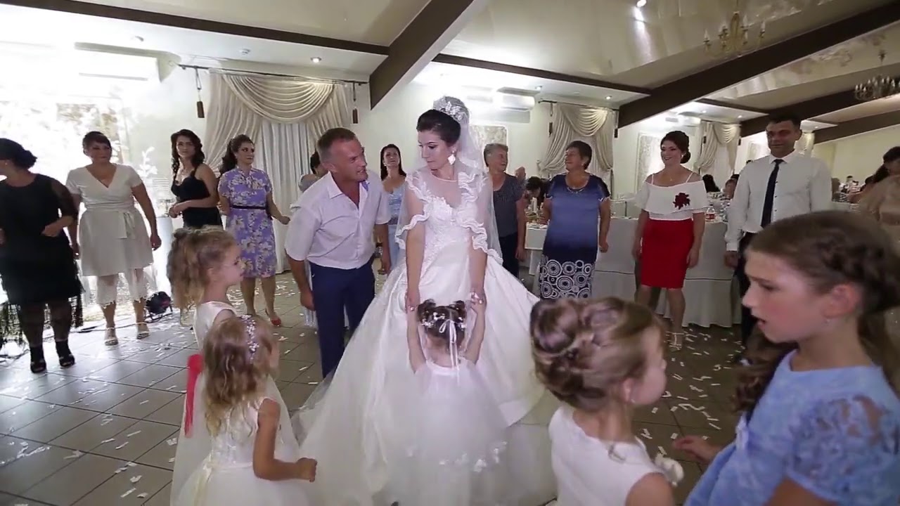 КОШЕЛЯ -VIDEO Михайло+Вірка  веселі танці гурт Селиські гудаки
