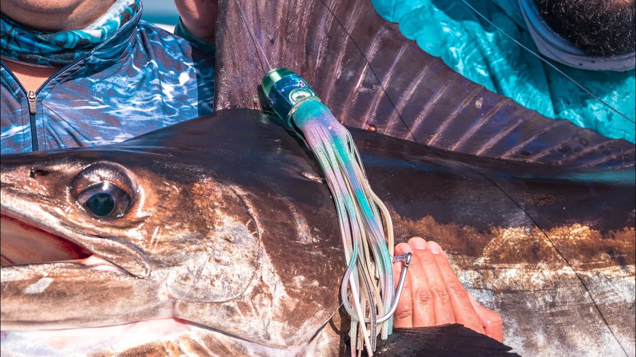 SEÑUELO efectivo para la PESCA MARLIN // Pesca en ALTAMAR