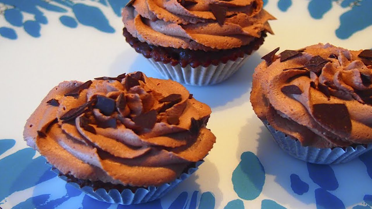 Cupcakes de Chocolate en 5 minutos (Microondas) | Receta Facil