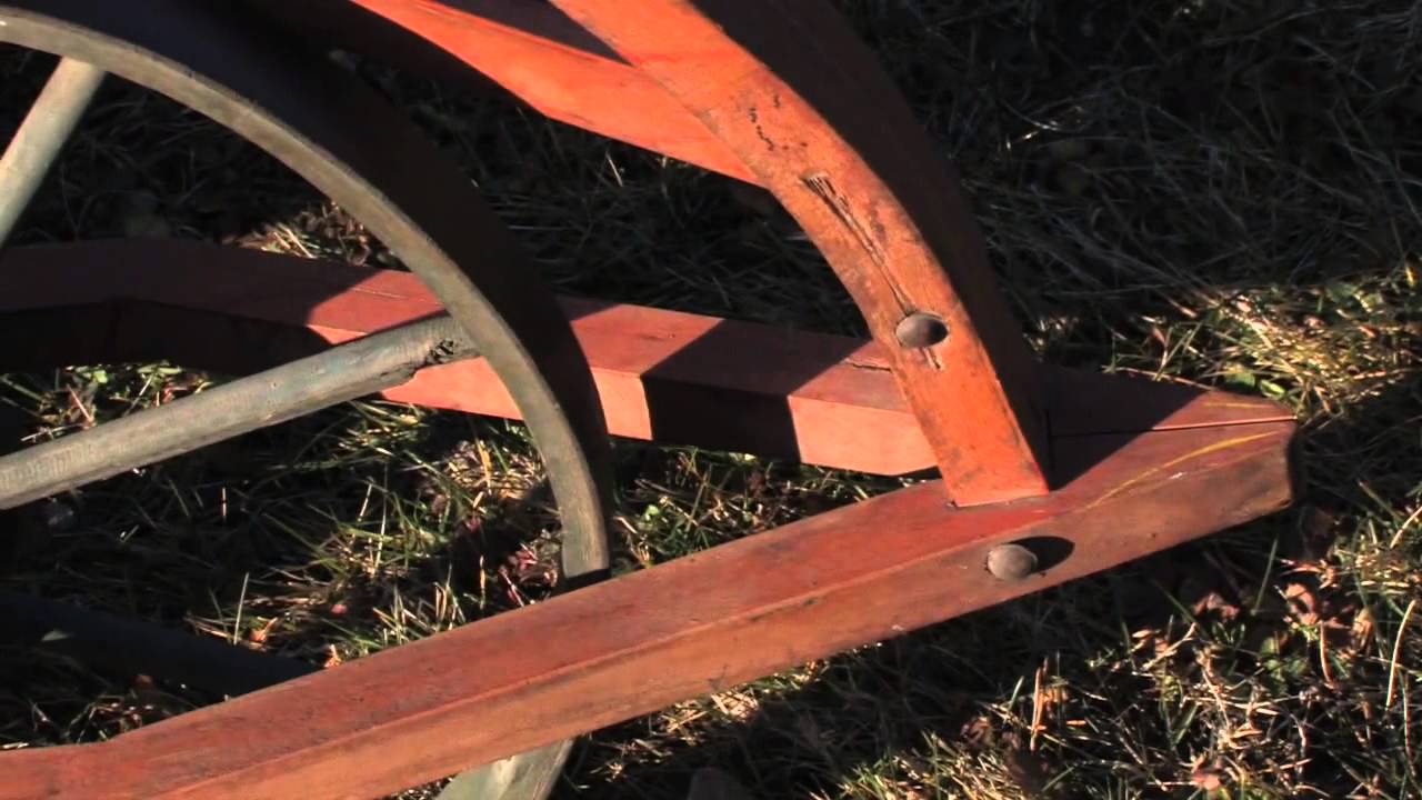 Mechanical Potato Bug Picker - Canada Agriculture and Food Museum