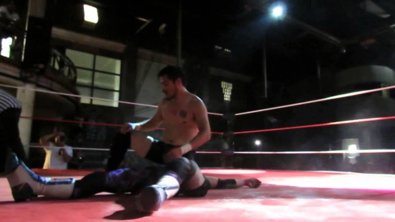 Resumen oficial Razón y Fuerza 2013 - ARICA LUCHA LIBRE- Lucha Libre Nacional e Internacional.