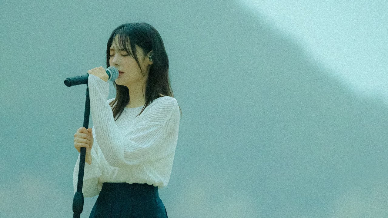 QWER - '흰수염고래(Blue Whale)' Official Special Clip