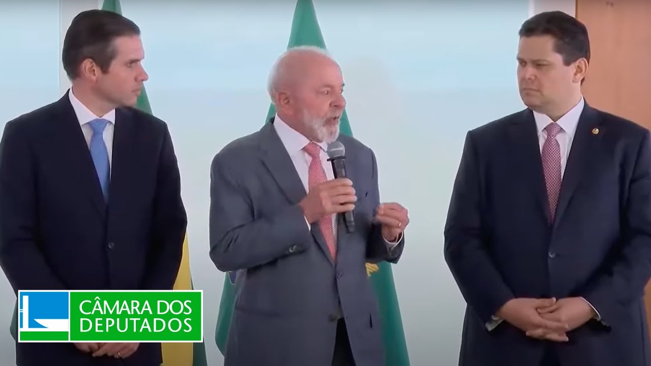 Lula e novos presidentes da Câmara e Senado se encontram no Palácio do Planalto - 03/02/25