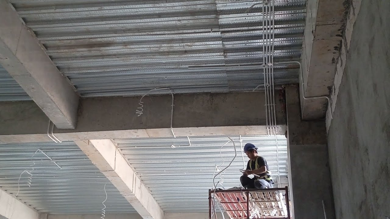 Piping instalasi listrik rapi enak dilihat. 