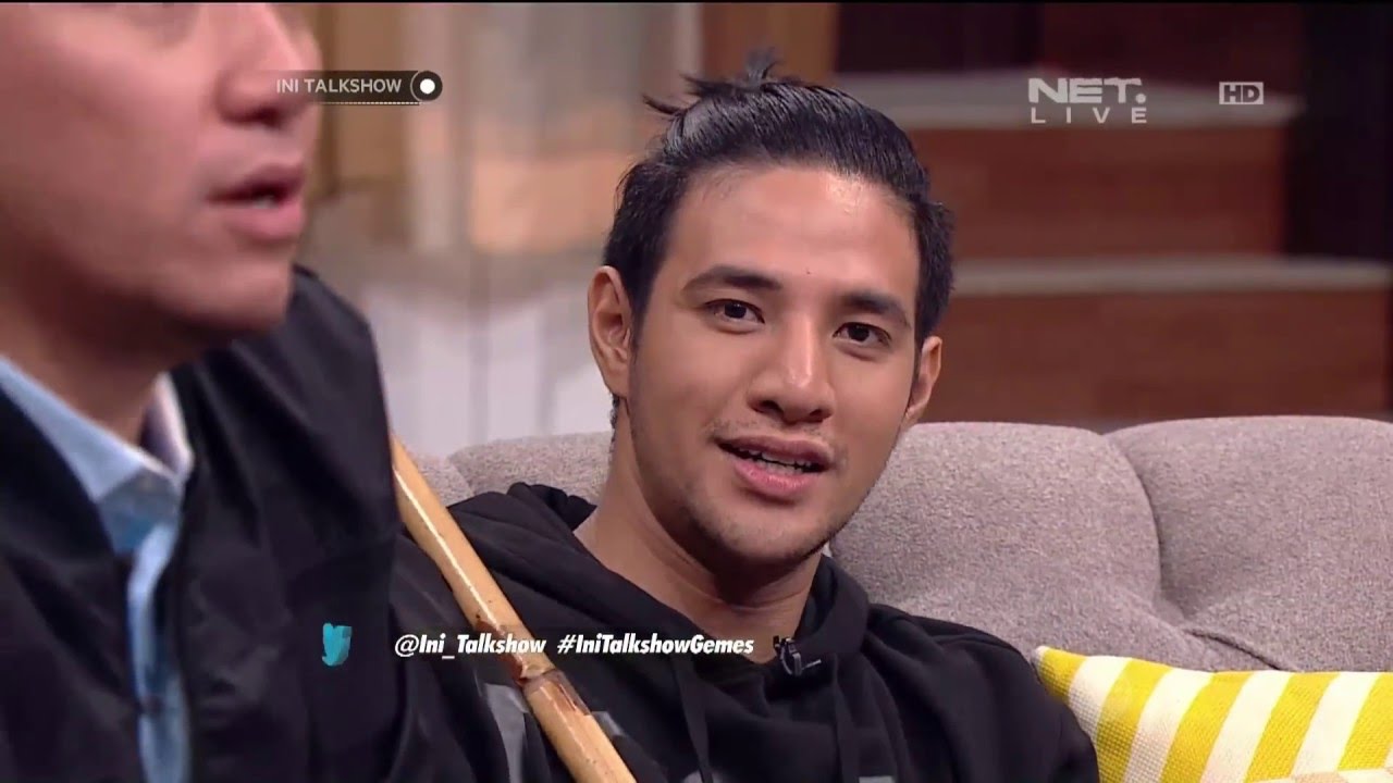 Ammar Zoni Harus Pegang Tongkat Setiap Tidur - Ini Talk Show 24 Maret 2016
