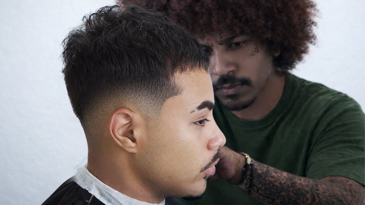 Aos 18 anos, ele já estava perdendo cabelo — fiz esse corte para ajudar