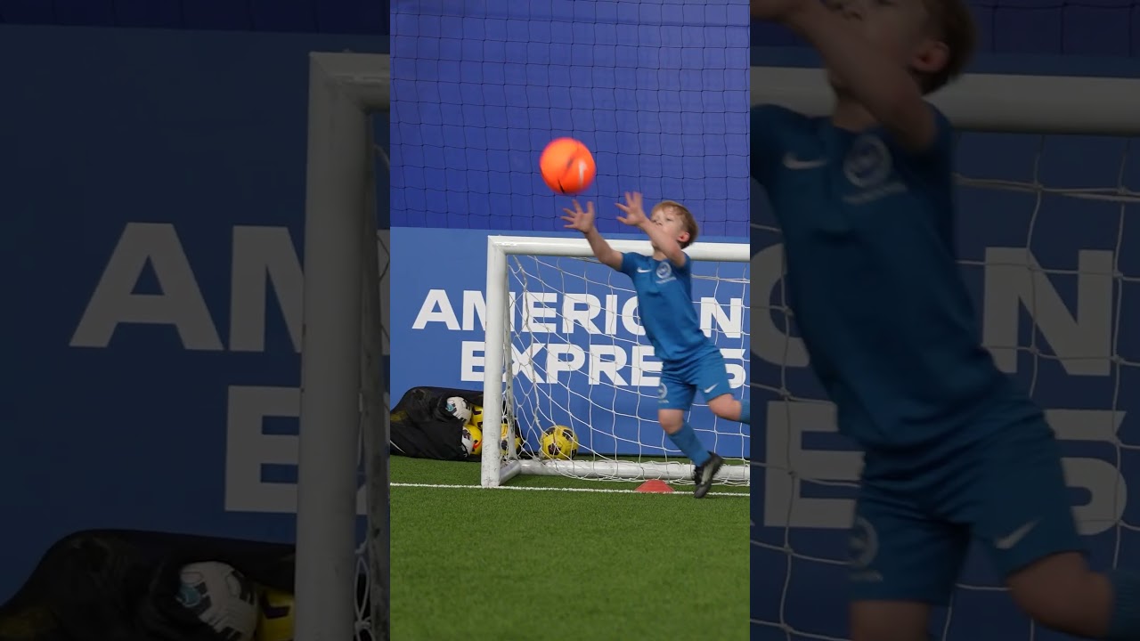 Some spectacular shot-stopping at our Dwarfism session! 🔥🧤