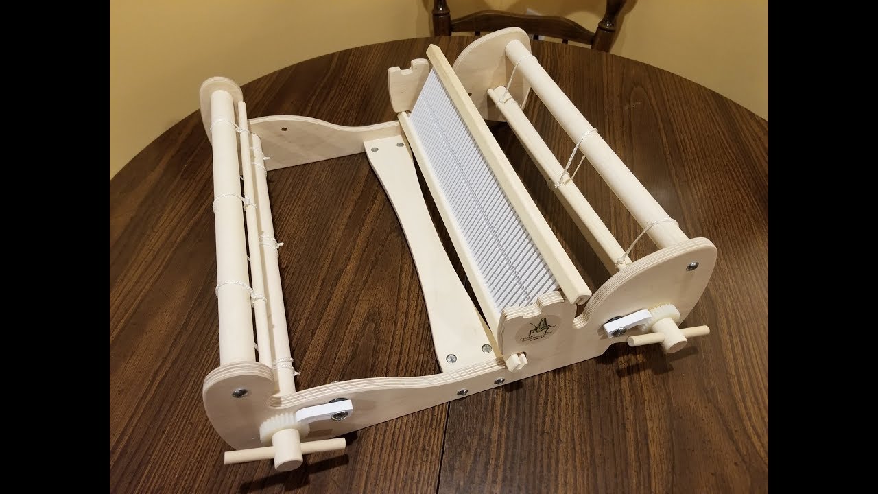 The Schacht Cricket Loom - Review! (Rigid Heddle Weaving Loom)