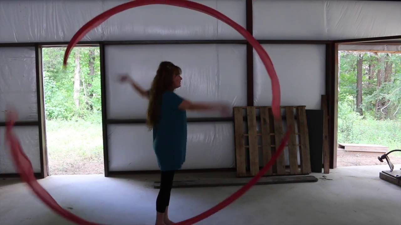 How to: Simple Circles w/Worship Streamers