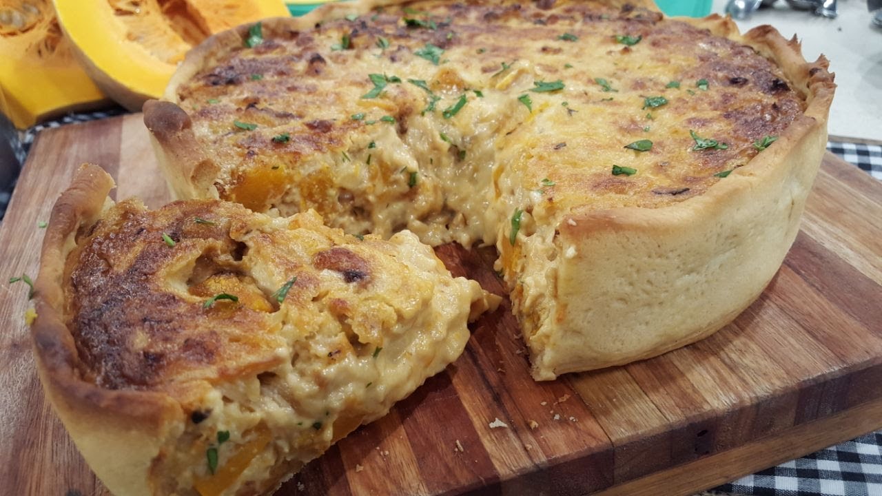 Tarta de calabaza, cebolla y queso en masa quebrada