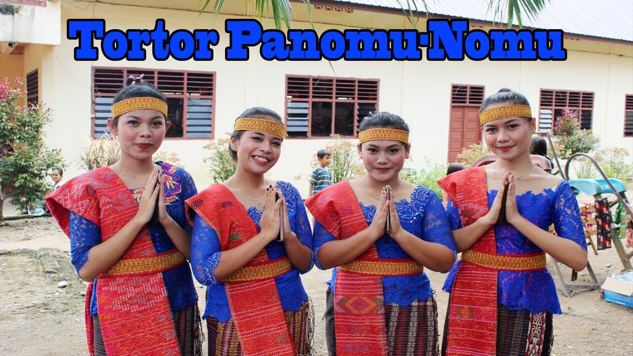 Tortor Panomu-nomu || ADAT BATAK TOBA