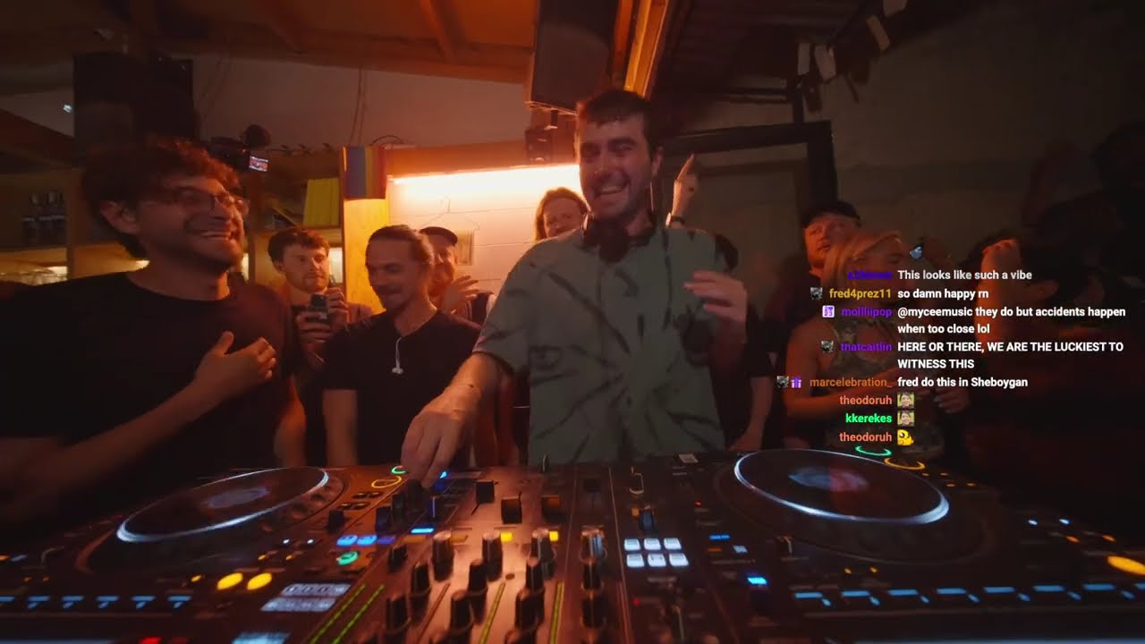Fred Again Stream #4 testing new music at Latraac (Greece, Thursday 29th May) Twitch Stream