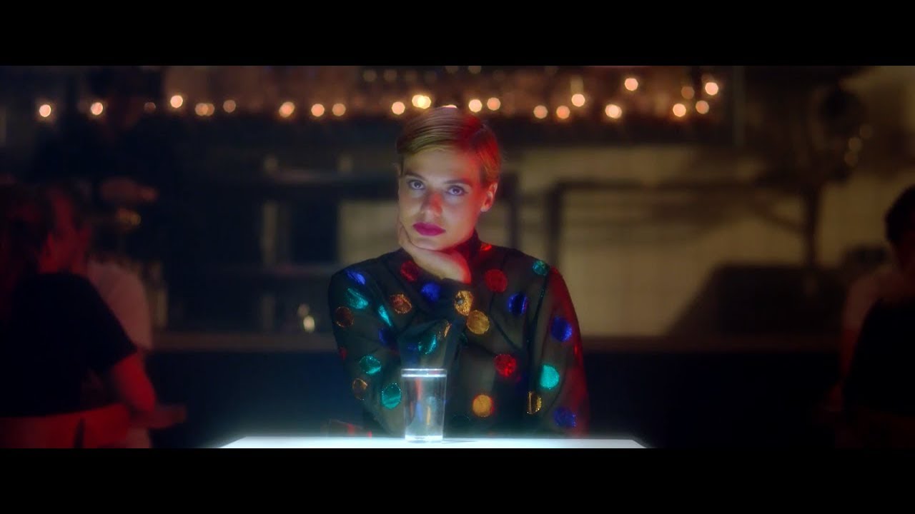 Kim Janssen - Rama VI (Official Video feat. Sallie Harmsen)