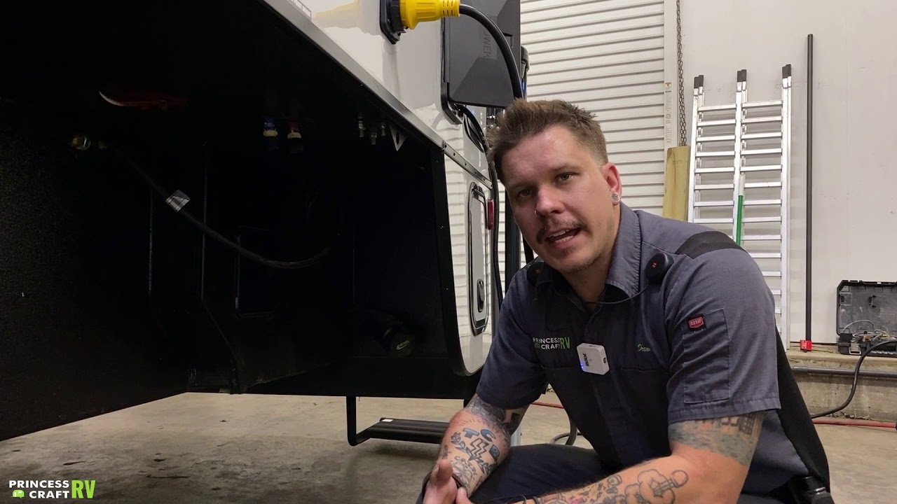 2020 Palomino Backpacker HS 2910 Truck Camper - Technician Tour